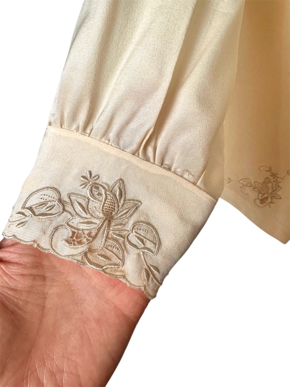 Vintage 100% Silk Embroidered Lace Cutout Blouse Feminine Prairiecore Romantic - Picture 9 of 12